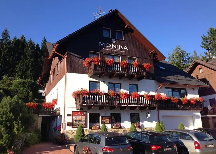 Pension And Apartments MonikaPenzion